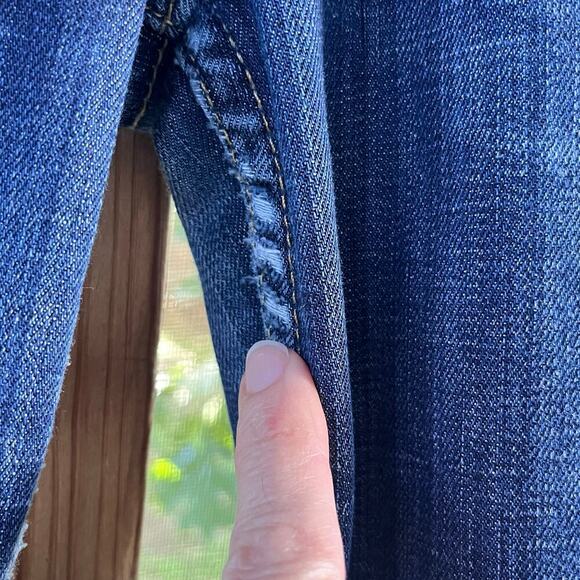 Hudson Women's Low Rise Boot Cut Jeans Size 28 - Picture 7 of 13